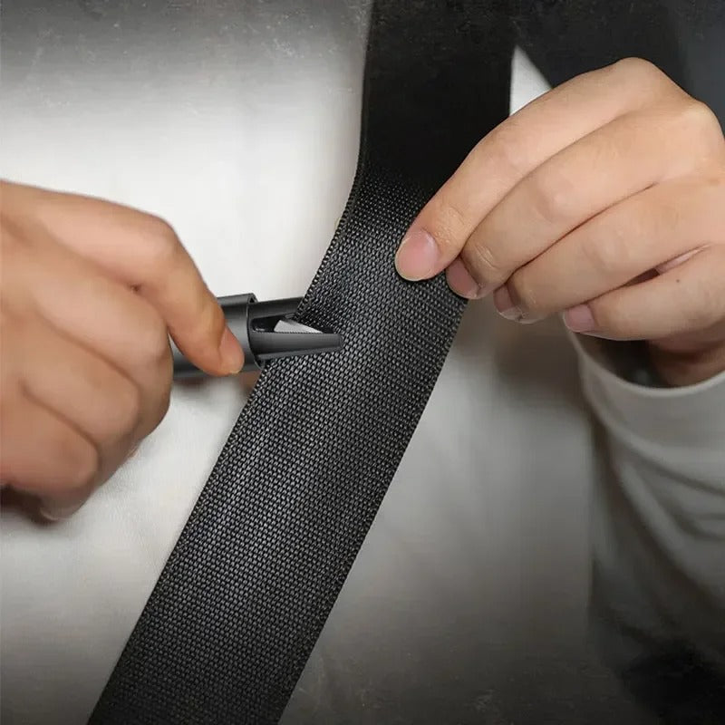 2-in-1 Car Safety Hammer Window Glass Breaker Seat Belt Cutter