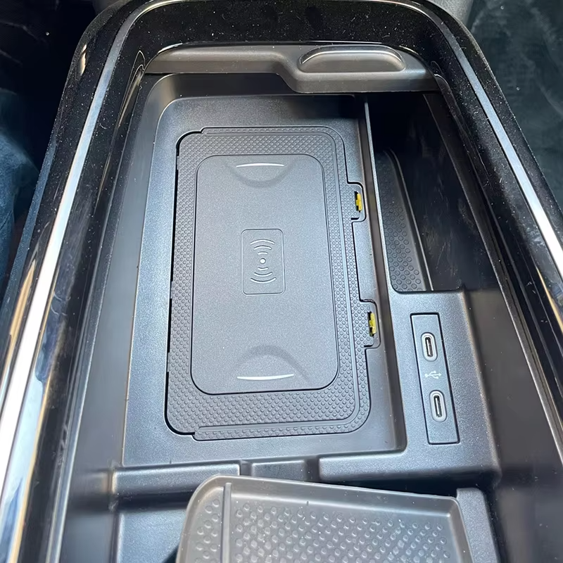 VW ID3,ID4,ID6,15W Car Wireless Fast Charger Phone Holder